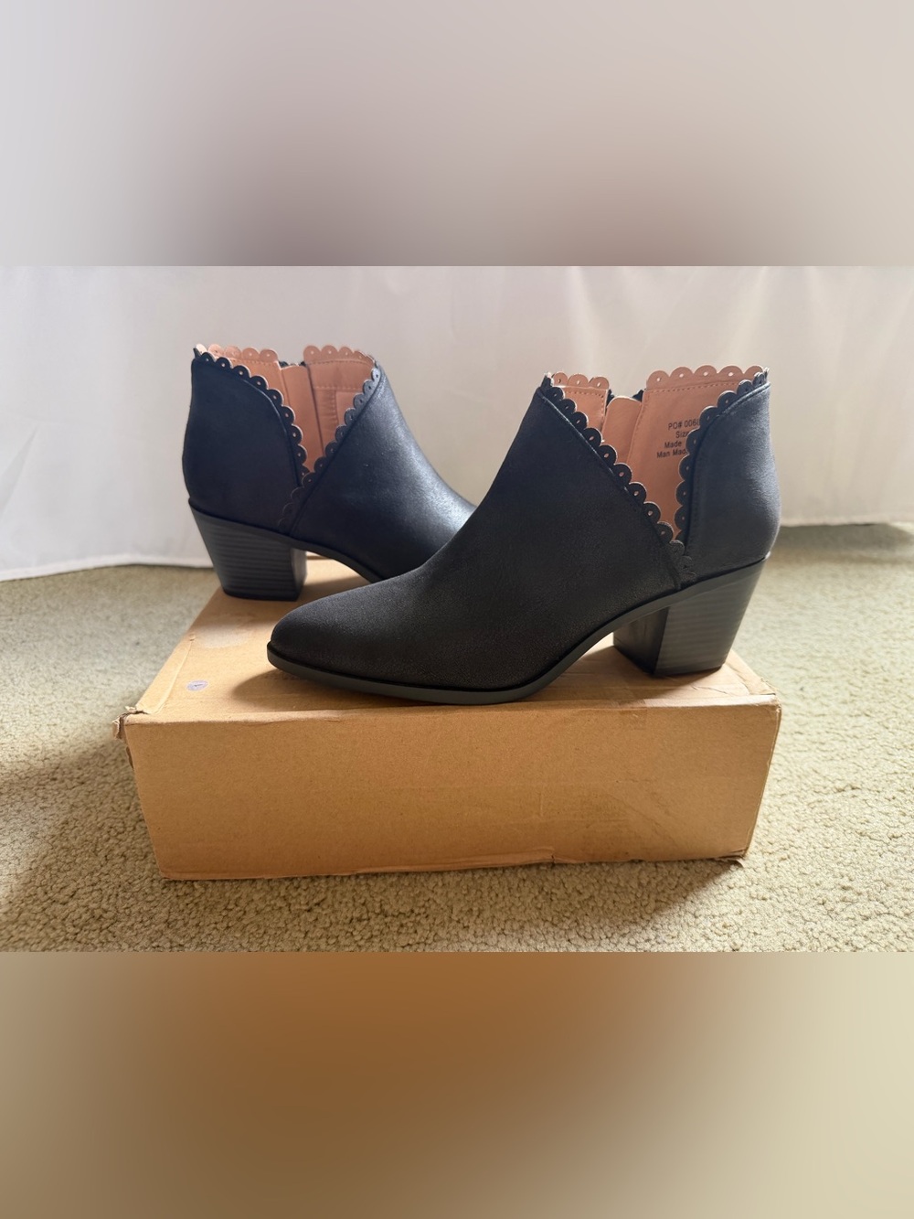 🖤 Chic Black Scalloped Ankle Booties | Coquette Western Feminine Style Size 7